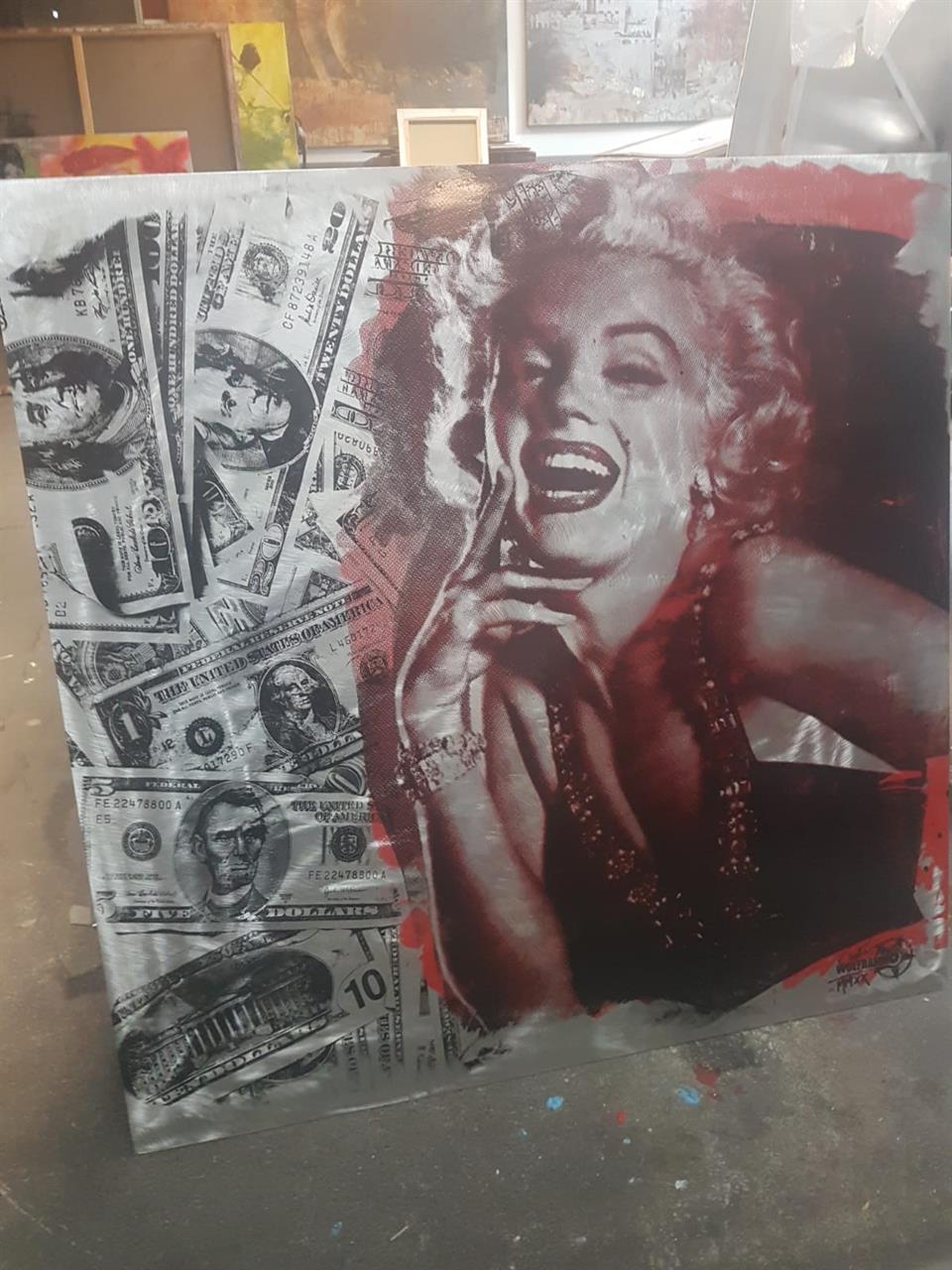 One - Marylin